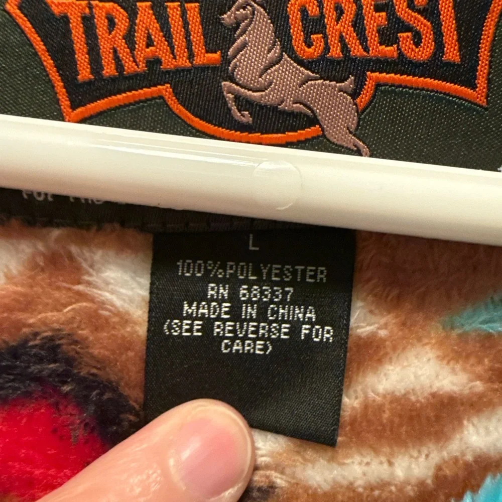 Aztec Patterned Fleece Jacket - Picture 6 of 8